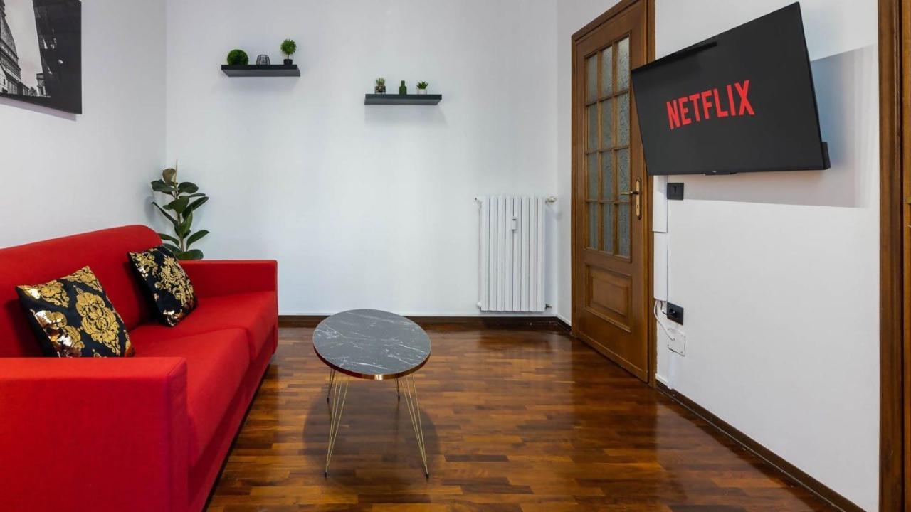 Porta Nuova Centro Elegante Suite Con Wifi تورينو المظهر الخارجي الصورة