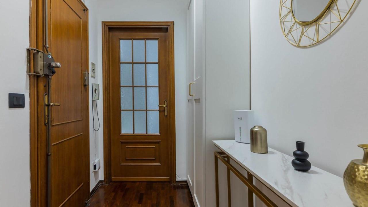 Porta Nuova Centro Elegante Suite Con Wifi تورينو المظهر الخارجي الصورة