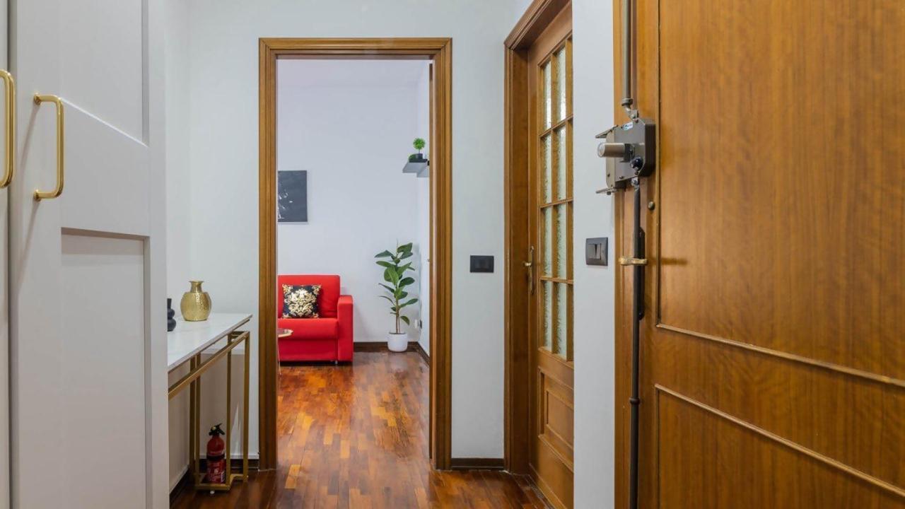 Porta Nuova Centro Elegante Suite Con Wifi تورينو المظهر الخارجي الصورة